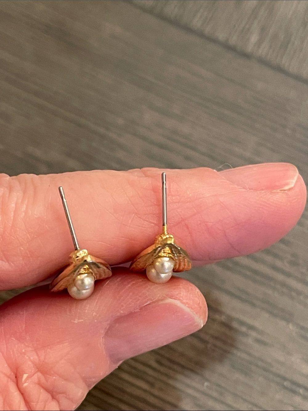 Vintage “Peas in a Pod" Costume Earrings Gold-tone & Faux Pearls Post Earrings - Picture 6 of 14